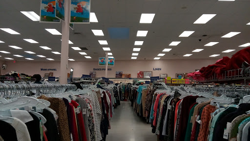 Thrift Store «Goodwill», reviews and photos, 7441 W Stockton Blvd, Elk Grove, CA 95758, USA