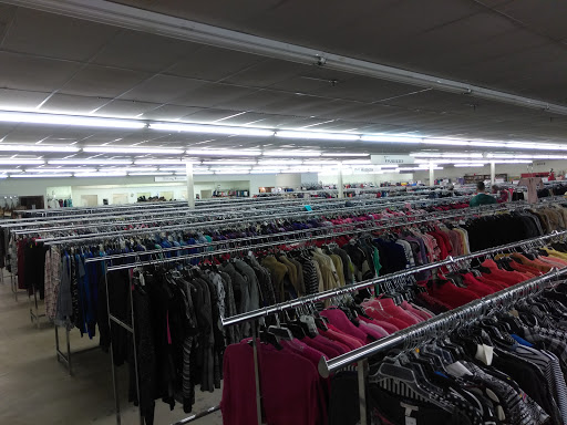 Thrift Store «The Salvation Army Family Store & Donation Center», reviews and photos, 51200 Van Dyke, Shelby Charter Township, MI 48316, USA