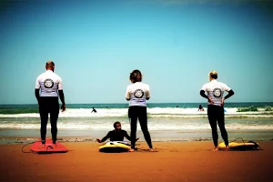 Surf With Charlie - Côte Des Basques image