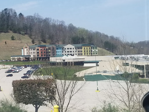 Resort «Mardi Gras Casino & Resort», reviews and photos, Greyhound Dr, Cross Lanes, WV 25313, USA