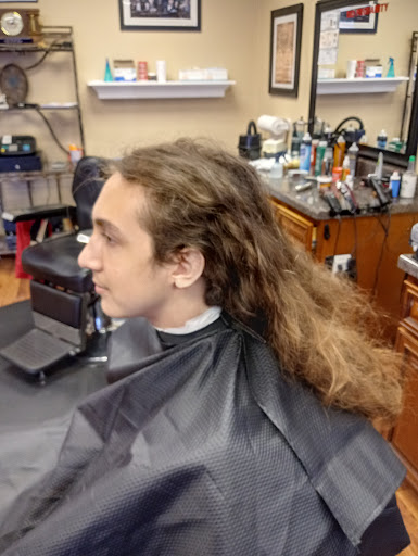 Barber Shop «Classics Barber Shop», reviews and photos, 30561 US Hwy 19 N, Palm Harbor, FL 34684, USA