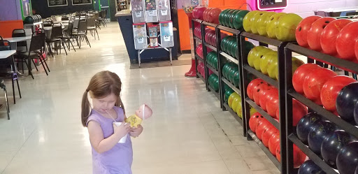 Bowling Alley «Melody Lanes», reviews and photos, 1018 N Main St, Madisonville, KY 42431, USA