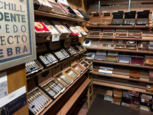 Cigar Shop «2nd Street Cigar Lounge and Gallery», reviews and photos, 124 W 2nd St, Los Angeles, CA 90012, USA