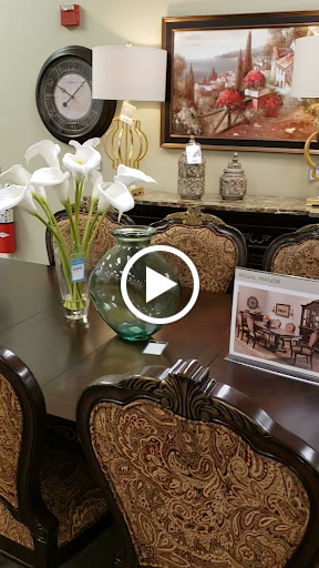 Furniture Store «Raymour & Flanigan Furniture and Mattress Store», reviews and photos, 490 New Park Ave, West Hartford, CT 06110, USA