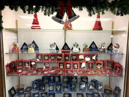 Gift Shop «Pitman Jewelry Shop», reviews and photos, 24 S Broadway, Pitman, NJ 08071, USA