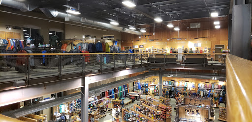 Camping Store «REI», reviews and photos, 22 Chapel View Blvd, Cranston, RI 02920, USA