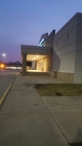 Clothing Store «Burlington Coat Factory», reviews and photos, 6875 Southland Dr, Middleburg Heights, OH 44130, USA