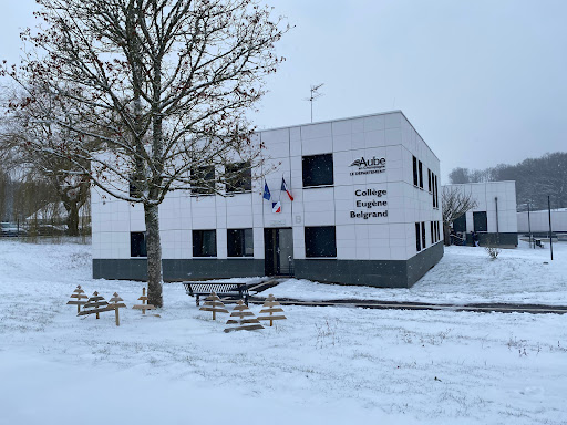 École secondaire Eugène Belgrand à Ervy-le-Châtel, Aube