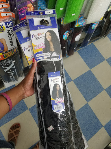 Beauty Supply Store «Beauty Supply Warehouse Oakland», reviews and photos, 925 W Grand Ave, Oakland, CA 94607, USA
