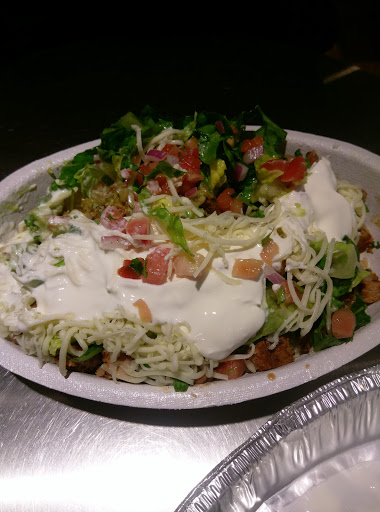 Mexican Restaurant «Chipotle Mexican Grill», reviews and photos, 387 George St, New Brunswick, NJ 08901, USA