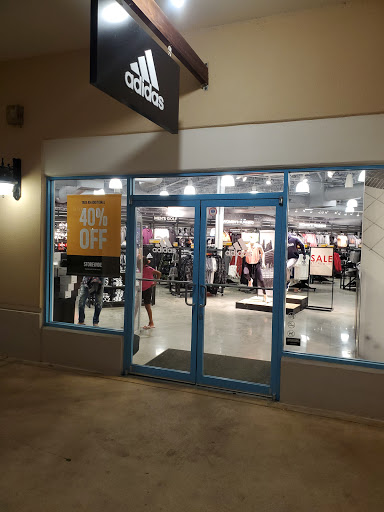 Shopping Mall «Ellenton Premium Outlets», reviews and photos, 5461 Factory Shops Blvd, Ellenton, FL 34222, USA