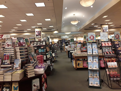 Book Store «Barnes & Noble», reviews and photos, 567 N Stephanie St, Henderson, NV 89014, USA