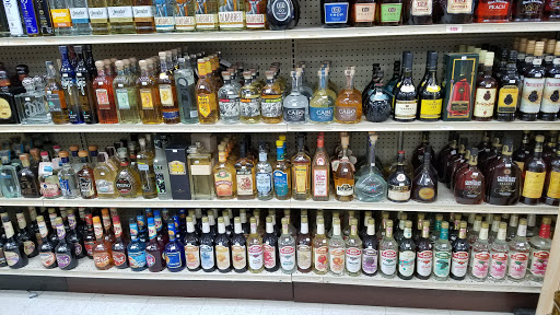 Liquor Store «Foremost Liquor Stores», reviews and photos, 178 S Broadway, Aurora, IL 60505, USA