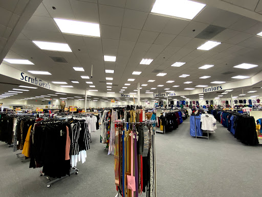 Uniform Store «Scrub Pro Uniforms & Gallo Clothing», reviews and photos, 78 Mountain Rd, Glen Burnie, MD 21060, USA