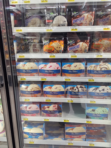 Grocery Store «Fareway Grocery», reviews and photos, 804 Nile Kinnick Dr S, Adel, IA 50003, USA