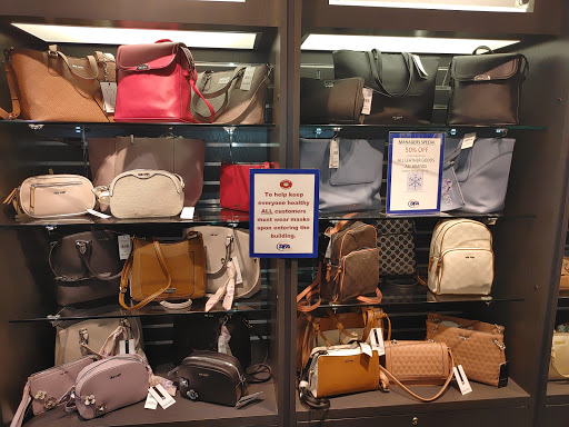 Gift Shop «Duty Free Americas», reviews and photos, 46792 Route 81, Alexandria Bay, NY 13607, USA