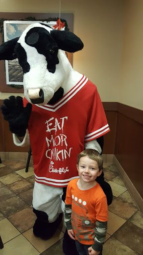 Fast Food Restaurant «Chick-fil-A», reviews and photos, 4435 Fox Valley Center Dr, Aurora, IL 60504, USA