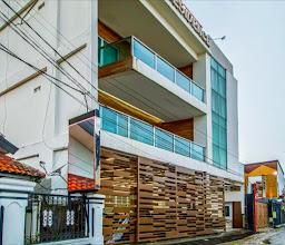 OYO 2248 Yayah Rooms Syariah photo