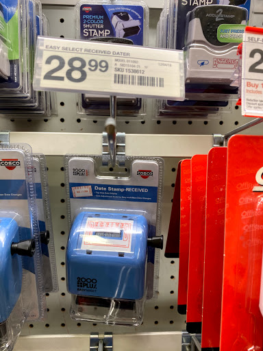 Office Supply Store «Staples», reviews and photos, 921 N Milliken Ave, Ontario, CA 91761, USA