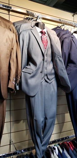 Used Clothing Store «DRESS TO IMPRESS», reviews and photos, 9537 S Western Ave, Chicago, IL 60643, USA