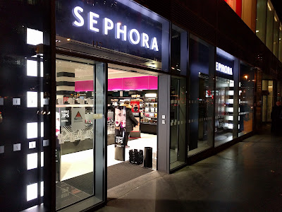 SEPHORA PARIS AVENUE DE FRANCE à Paris