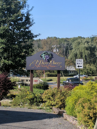 Winery «El Paso Winery Inc», reviews and photos, 742 Broadway, Ulster Park, NY 12487, USA