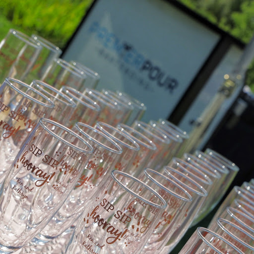 Caterer «Premier Pour Bartending», reviews and photos, 210 W Wayne St #6, Maumee, OH 43537, USA