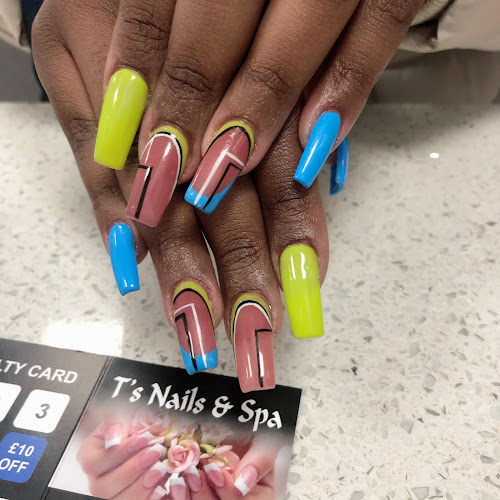 T's Nails & Spa - Beauty salon