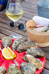 Photo n°36 de Huitres Mahé Frères à Larmor-Baden ()