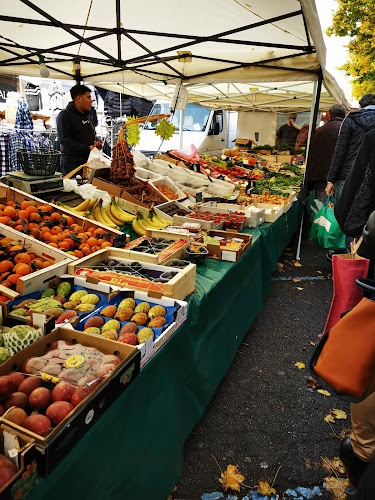 attractions Brocante Louis XI Cosne-Cours-sur-Loire