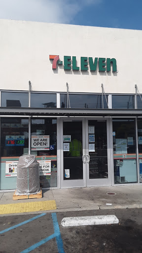 Convenience Store «7-Eleven», reviews and photos, 2161 E El Segundo Blvd, El Segundo, CA 90245, USA