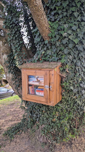 Librairie de livres d'occasion Boite à livres Lormes