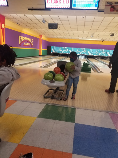 Bowling Alley «Farmingdale Lanes», reviews and photos, 999 Conklin St A, Farmingdale, NY 11735, USA