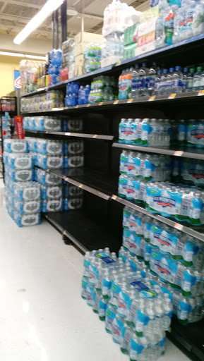 Supermarket «Walmart Neighborhood Market», reviews and photos, 2551 W Cermak Rd, Chicago, IL 60608, USA