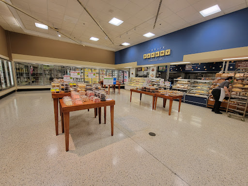 Supermarket «Publix Super Market at Abernathy Square Shopping Center», reviews and photos, 6615 Roswell Rd, Sandy Springs, GA 30328, USA