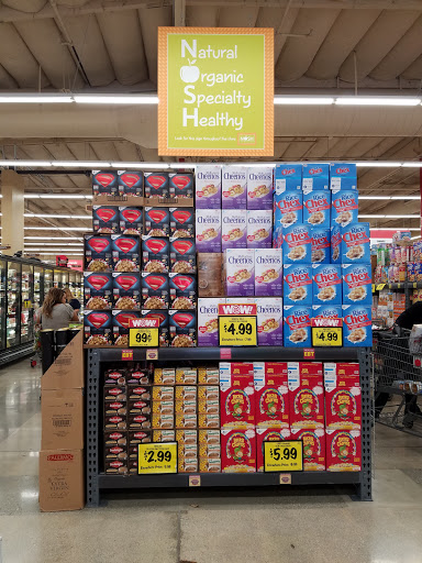 Grocery Store «Grocery Outlet Bargain Market», reviews and photos, 176 S Mountain Ave, Upland, CA 91786, USA