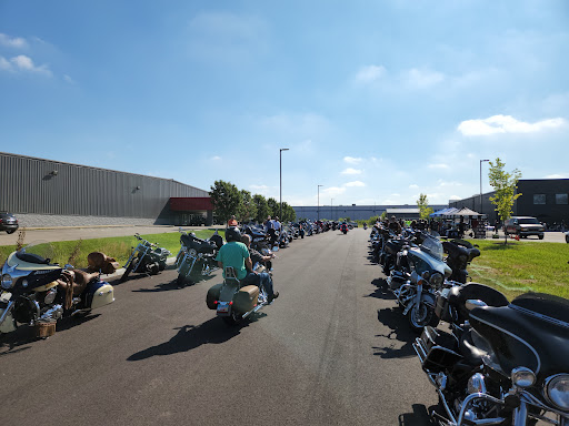 Harley-Davidson Dealer «Queen City Harley-Davidson», reviews and photos, 5960 Dixie Hwy, Fairfield, OH 45014, USA