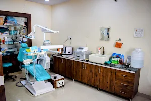 Sri Ramana Dental Clinic and Implant Centre image