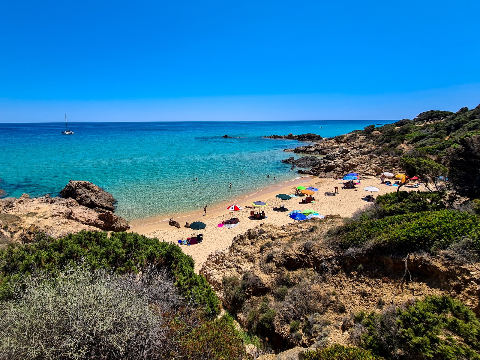 Foto av Spiaggia del Morto med blå rent vatten yta