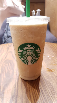 Frappuccino du Restaurant servant le petit-déjeuner Starbucks à Paris - n°19