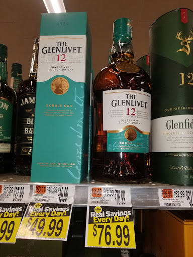 Grocery Store «Hannaford Supermarket», reviews and photos, 114 High St, Caribou, ME 04736, USA