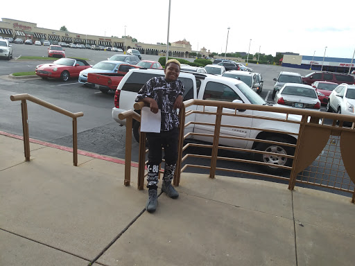 Movie Theater «Village 8 Movies», reviews and photos, 6808 S Memorial Dr, Tulsa, OK 74133, USA