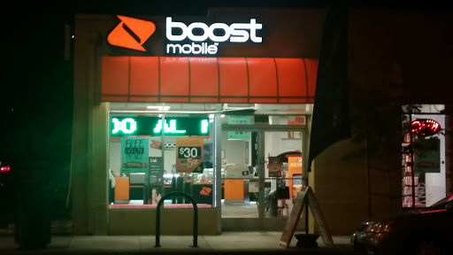 Cell Phone Store «GRECKO CONNEXION (BOOST MOBILE STORE)», reviews and photos, 3757 E 1st St, Los Angeles, CA 90063, USA