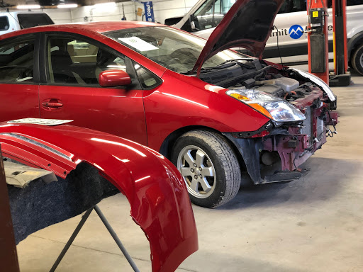 Auto Body Shop «L & H Auto Body», reviews and photos, 30536 Bryant Dr, Evergreen, CO 80439, USA