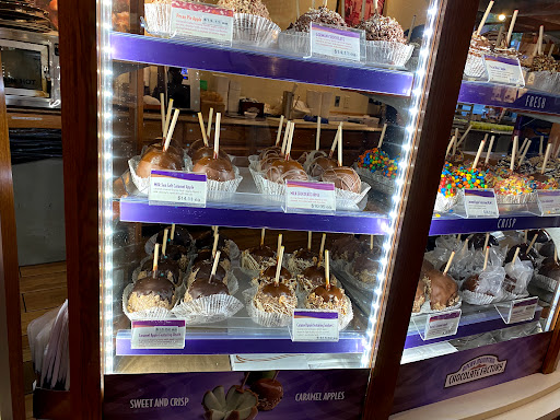 Chocolate Shop «Rocky Mountain Chocolate Factory», reviews and photos, 1419 1st Ave, Seattle, WA 98101, USA