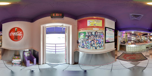 American Restaurant «The Purple Cow Restaurant», reviews and photos, 8026 Cantrell Rd, Little Rock, AR 72227, USA