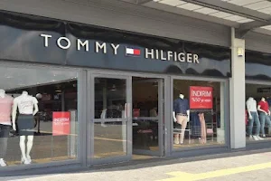 Tommy Hilfiger Outlet image