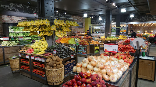 Supermarket «Roche Bros.», reviews and photos, 8 Summer St, Boston, MA 02110, USA