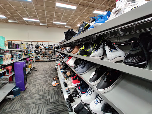 Clothing Store «Burlington Coat Factory», reviews and photos, 2920 SW Military Dr A, San Antonio, TX 78224, USA