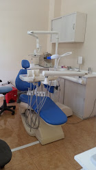 "Consultorio Dental" Dr. Emanuel Farinango Salazar